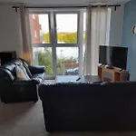 Waterfront Apartment With 2 Free Parking Spaces Nr Cardiff Bay