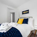 Stay In Cardiff Canton St John\'S Court Apartment
