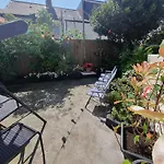 Private Luxury Double Room In Cardiff