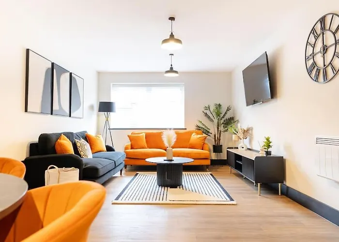 The Berriman Collection Stylish 2 Bedroom Apartment