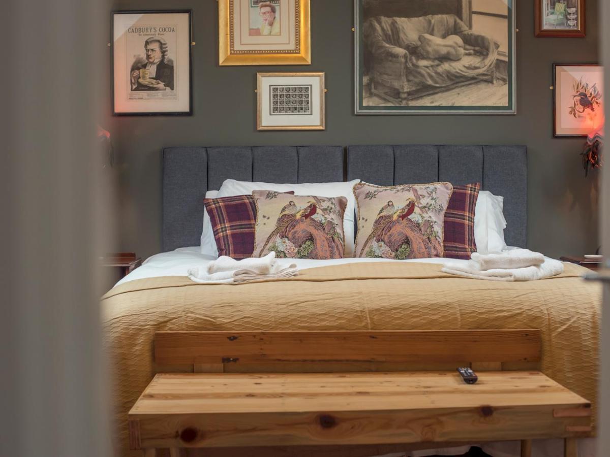 Pass The Keys New Stylish & Elegant 2 Bed In The City! * Cardiff