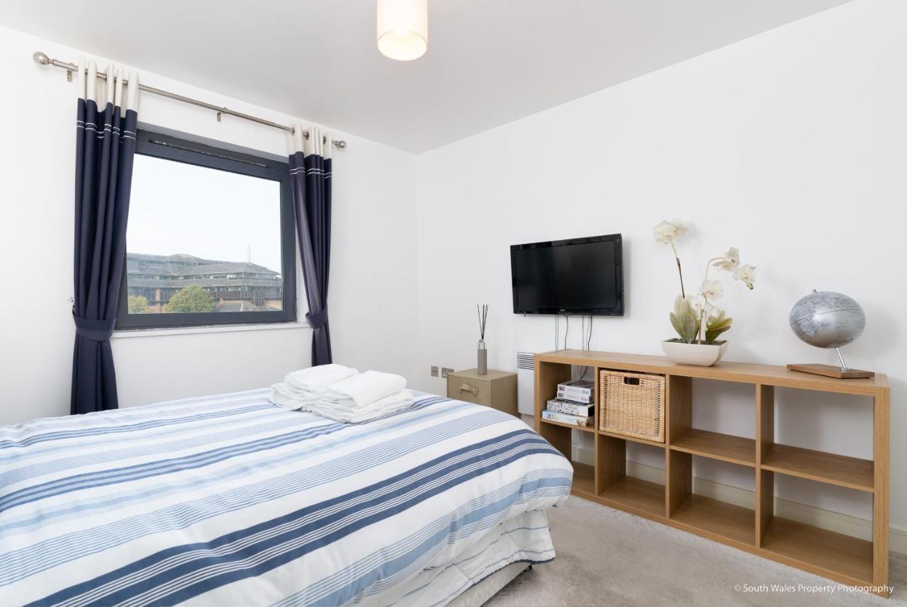 Bay Flat With Water Views * Cardiff