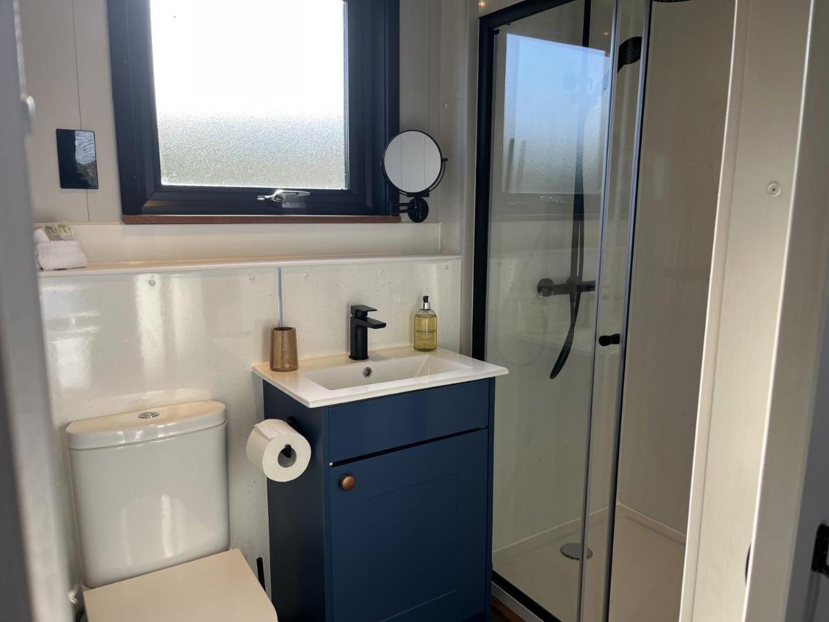 Warren Farm Retreat - Pod 1, Pod 2, And The By Ssw Holiday home