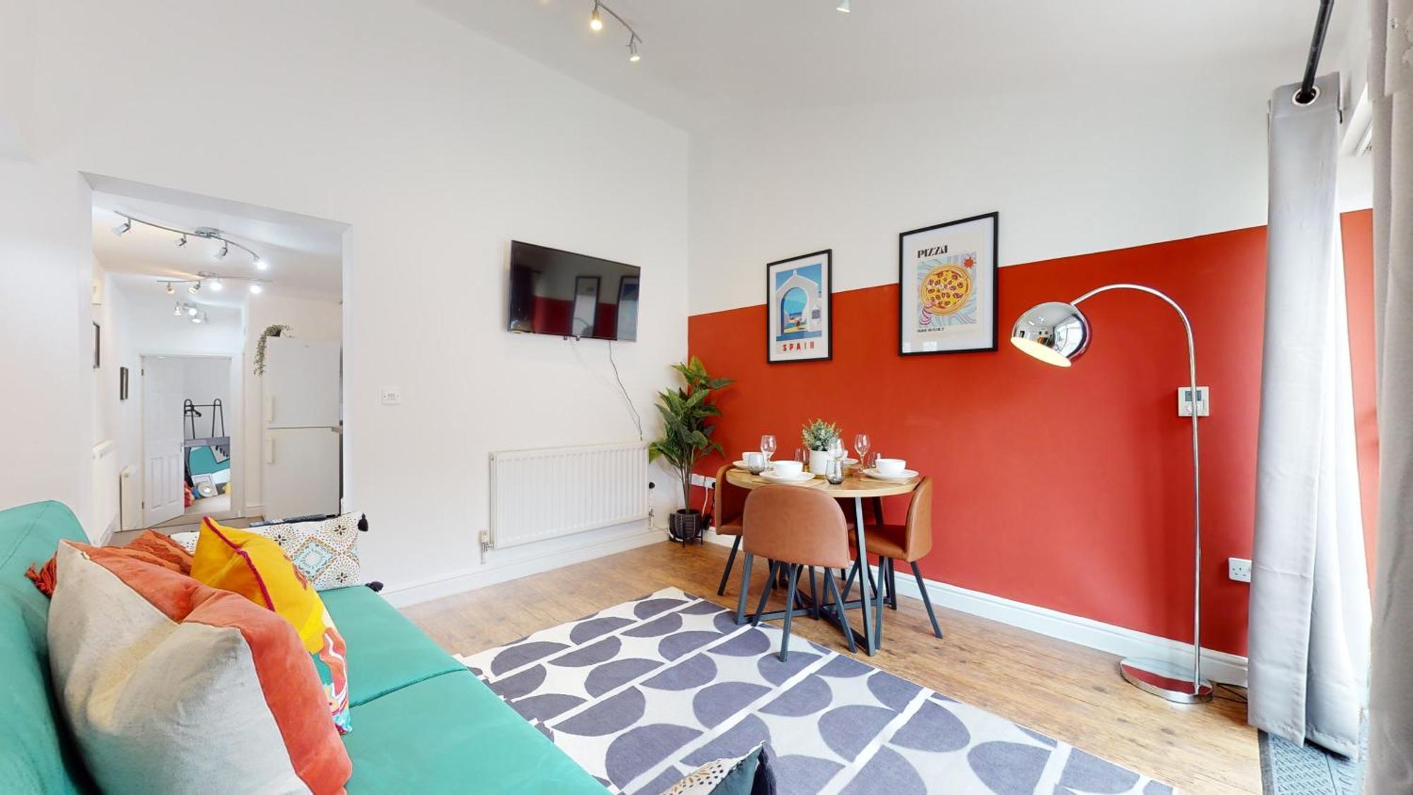 Cosy And Patio Apartment *