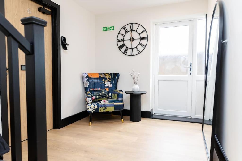 The Berriman Collection Stylish 2 Bedroom * Cardiff