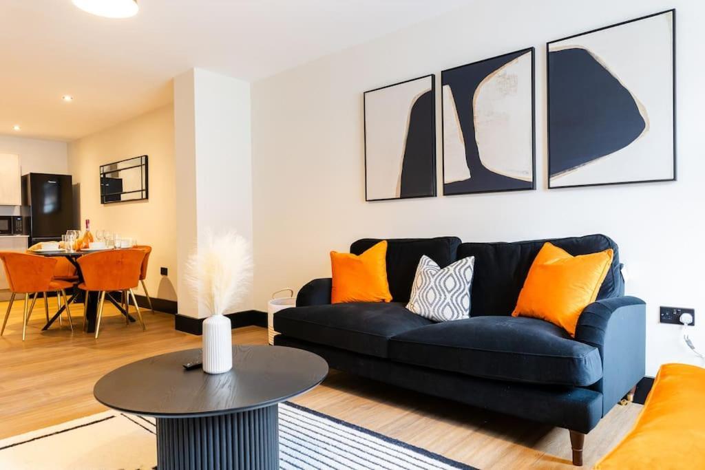 The Berriman Collection Stylish 2 Bedroom Cardiff