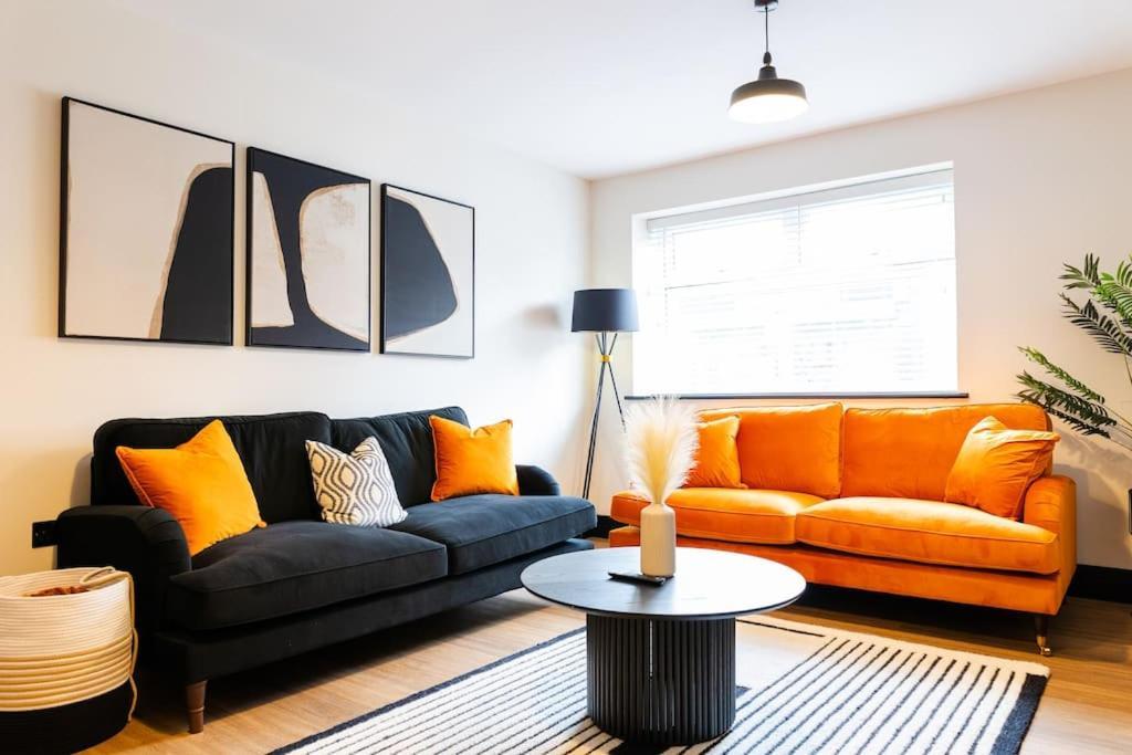 Apartment The Berriman Collection Stylish 2 Bedroom *