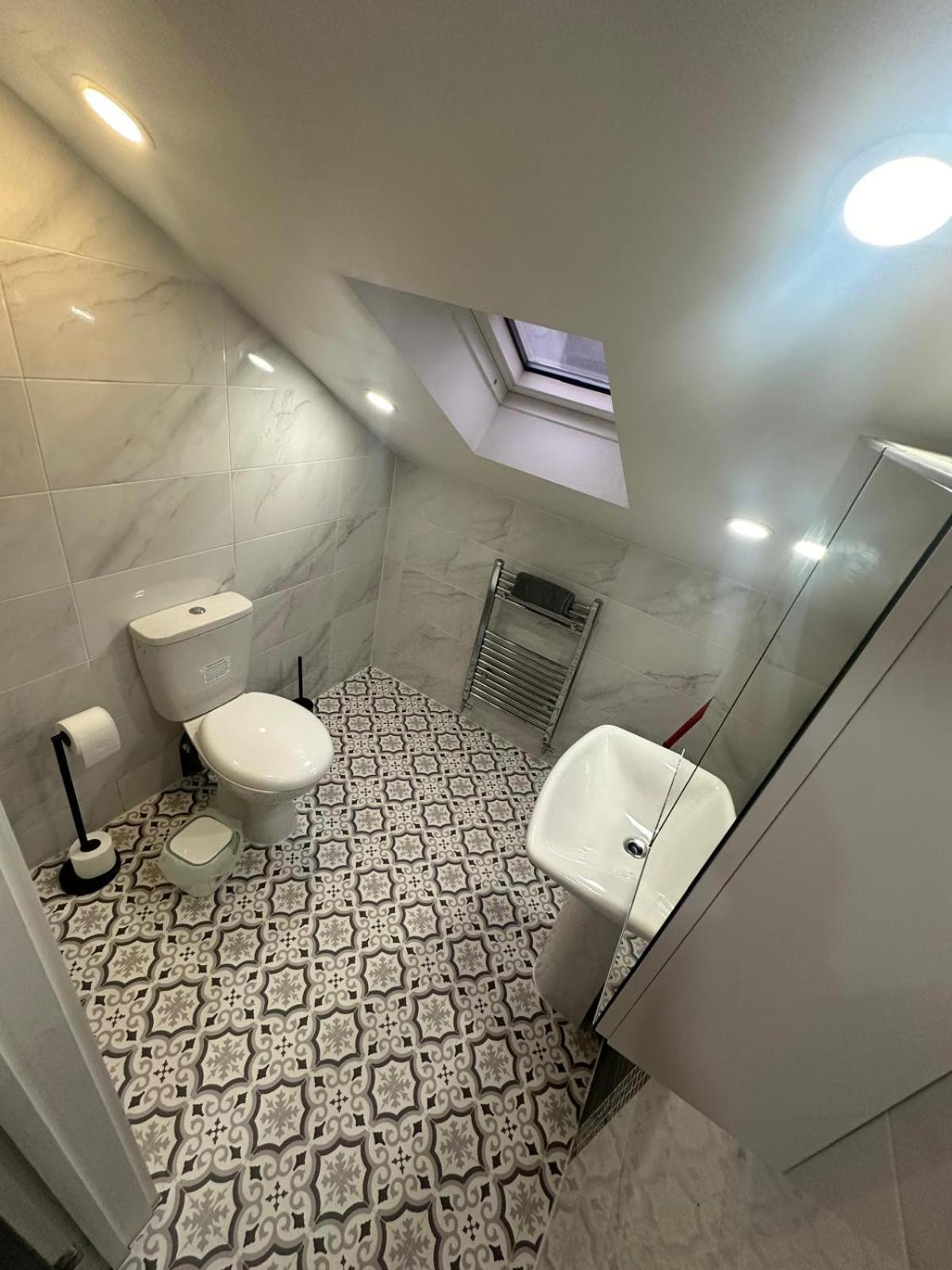 Apartment 1 Bedroom Flat In Center *
