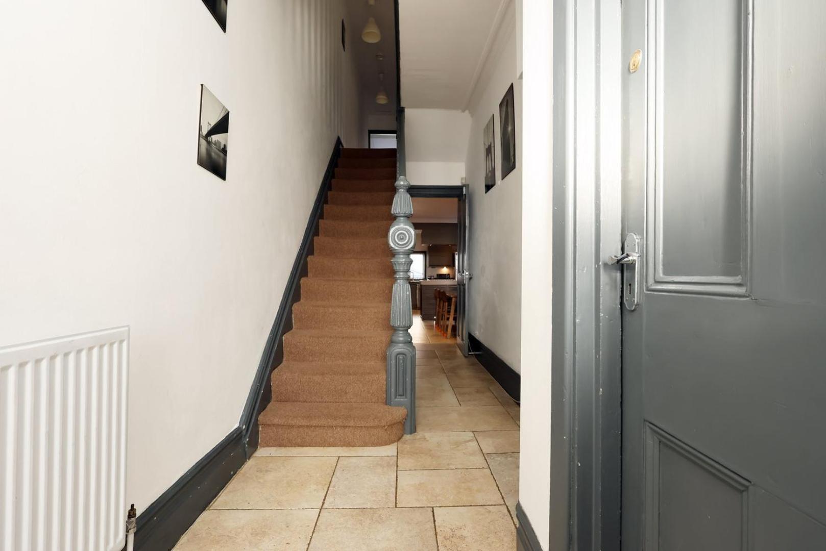 Apartment Victorian Town House Free Parking *