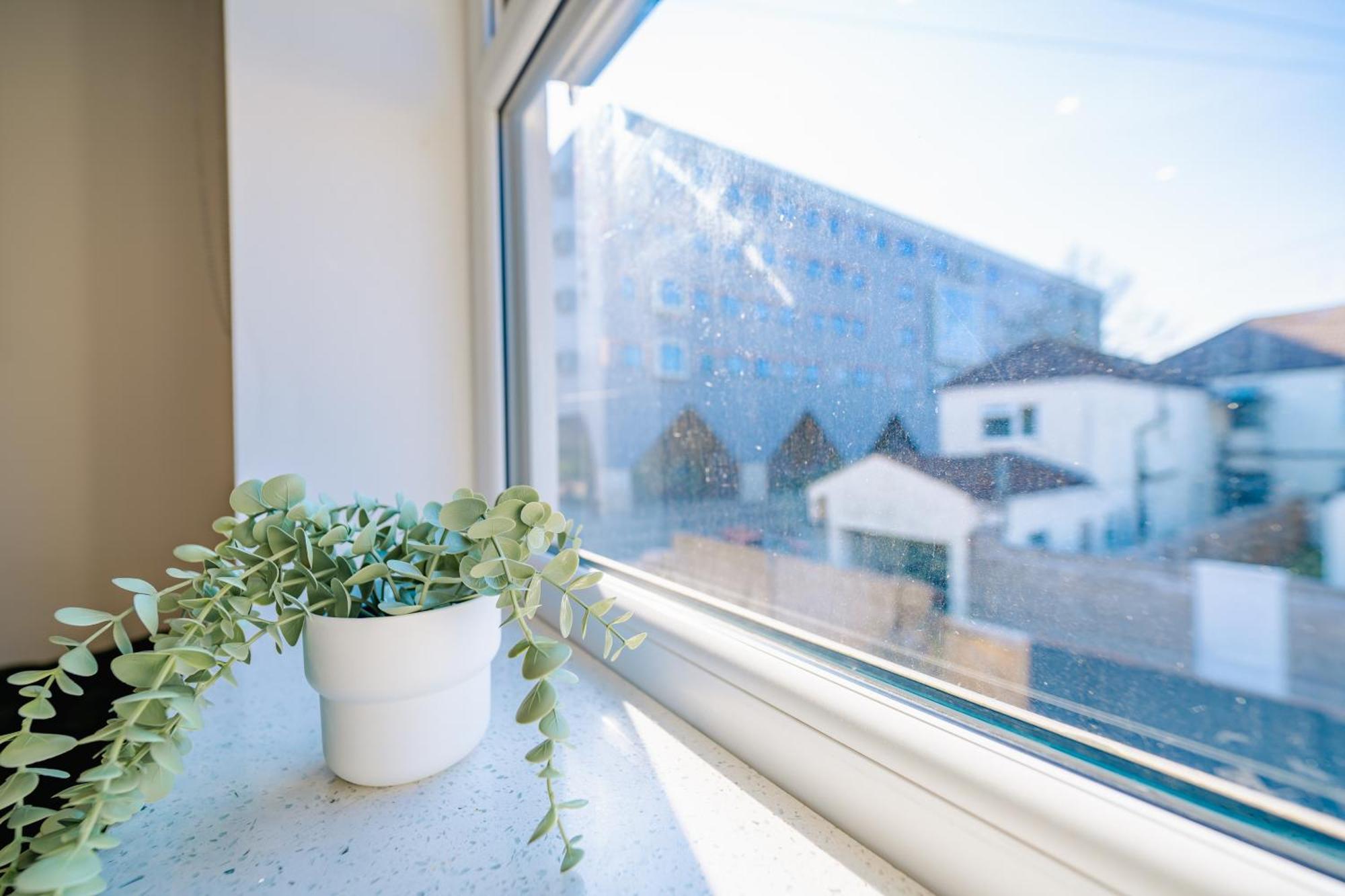 Luxury In Centre Apartment Cardiff