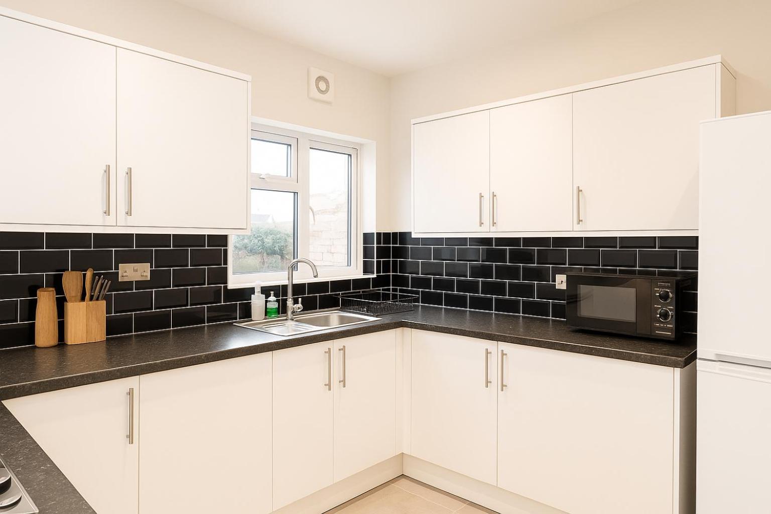 Apartment Edwardian Centre House For Big Groups, Offroad Parking & Hot Tub! *