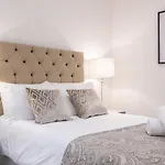 North Lane Apartment By Ty Sa
