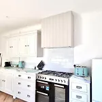 Moorland House By Switchback Stays