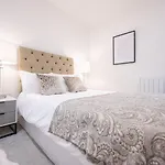 Free Parking | 2Br | Wifi