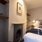 Stylish Stadium Stay, City Centre With Parking