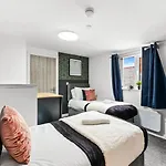 A Stylish Luxury 2 Bedroom Duplex Apartment