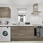 A Stylish Luxury 2 Bedroom Duplex Apartment