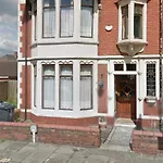 Cardiff University Guest House