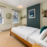 2 Bedroom Neutral Sanctuary - 27 Min To Cardiff Castle