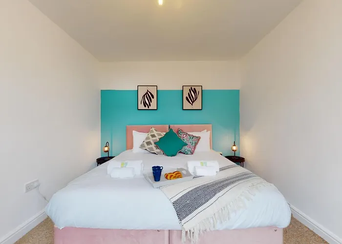 Cosy Cardiff Apartment And Patio