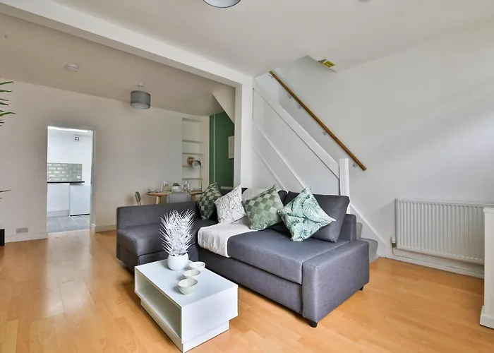 Stayright Cosy 2 Bed Flat -Walking Distance To City Centre