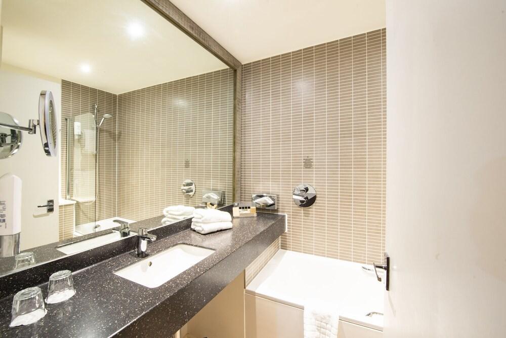 Hotel North M4 Jct 32, An Ihg