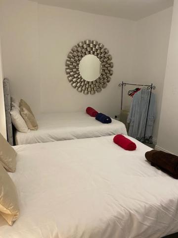 Clive Apartment