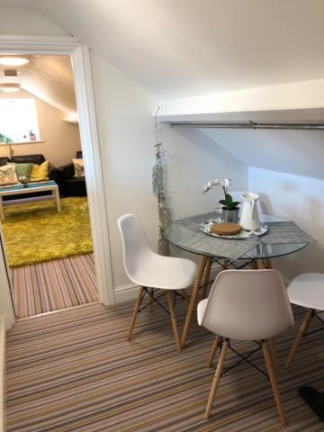 Clive Apartment Cardiff