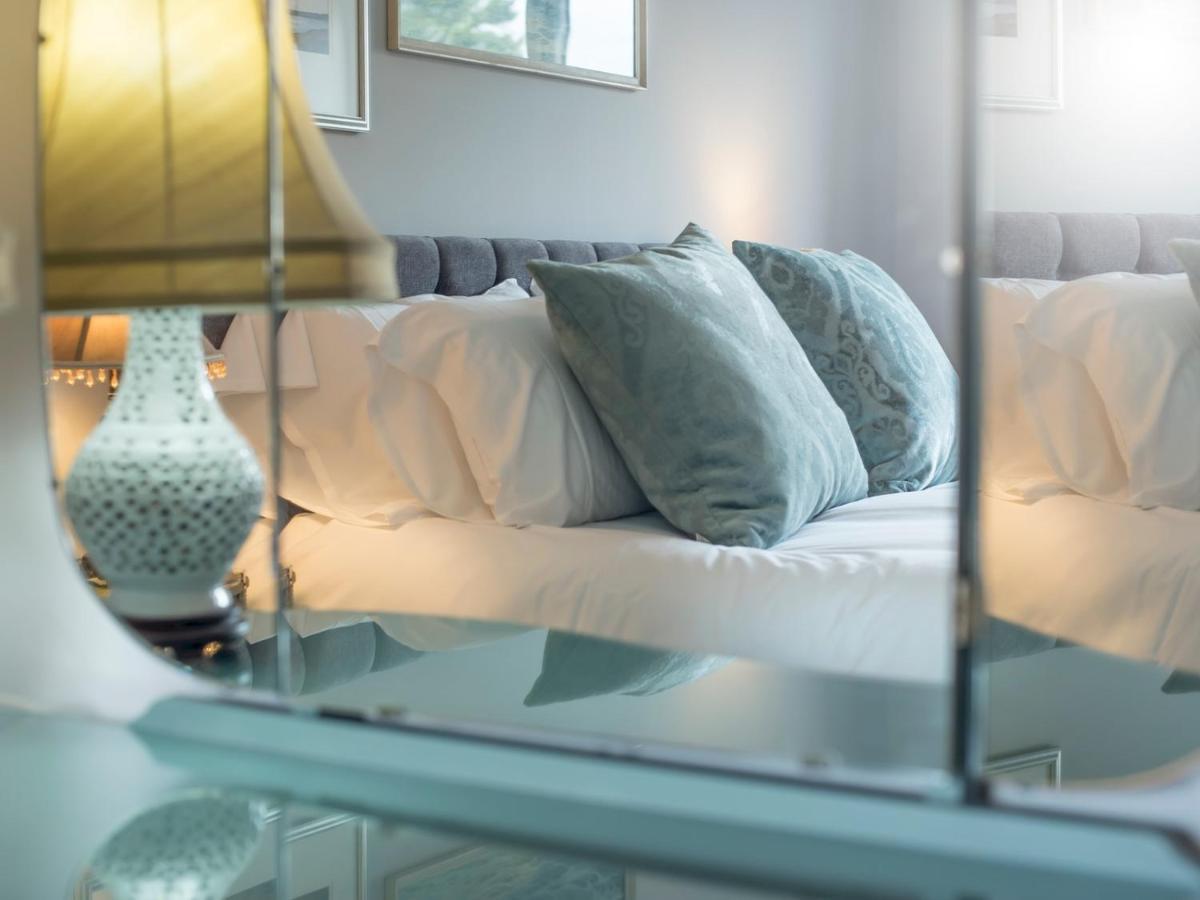 Holiday home Pass The Keys New Stylish & Elegant 2 Bed In The City! Cardiff