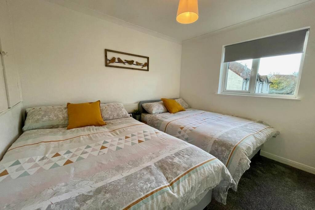 House Near Llandaff For Up To 6 With Parking * Cardiff