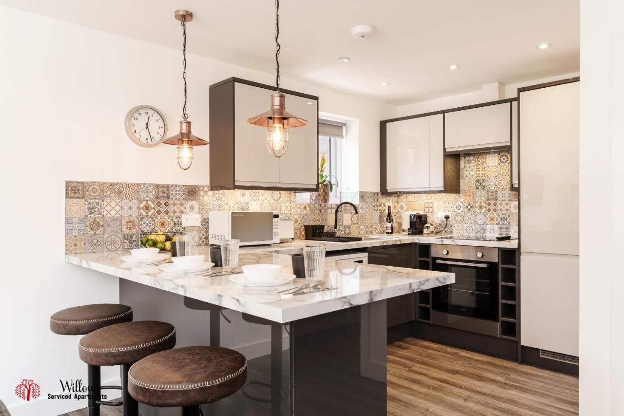 Willow Serviced - 10 Apartment