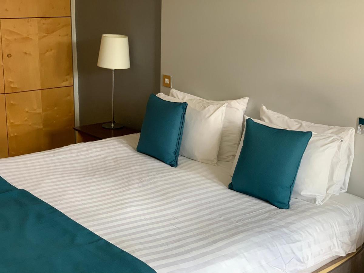 The Angel Hotel 3*