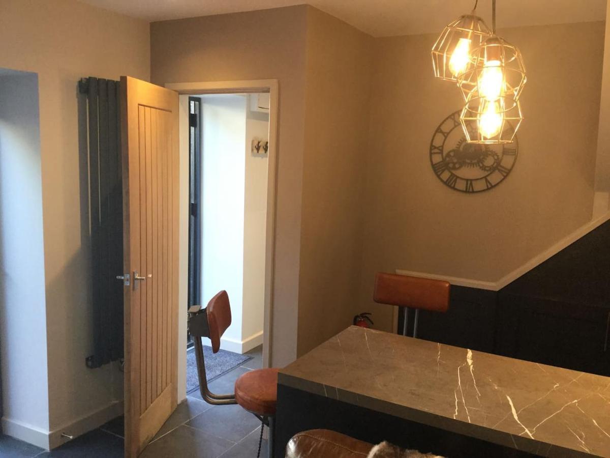 The Coach House - Pontcanna Apartment *
