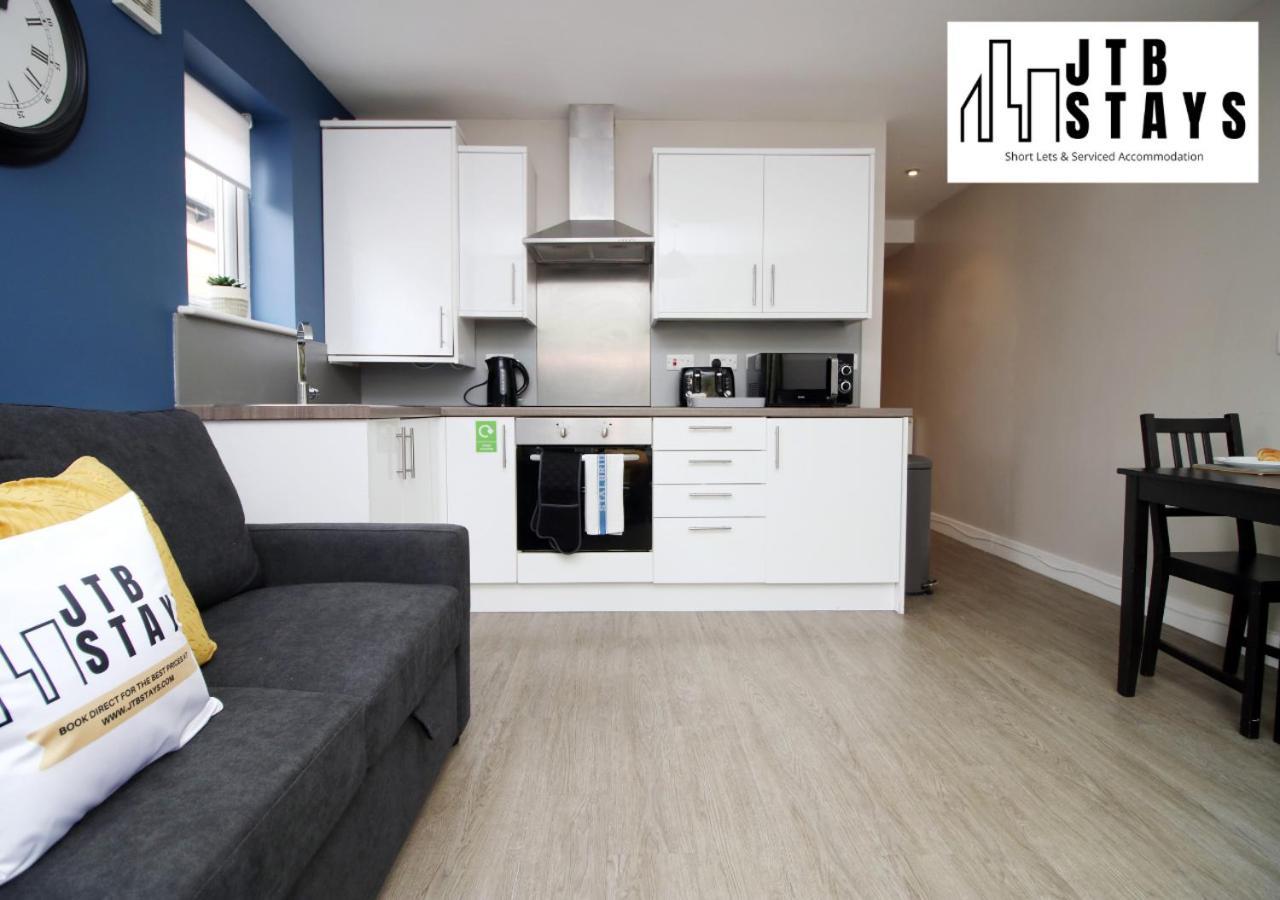 Spacious Modern Apartments At Jtb Stays Short Lets & Serviced Accommodation Cardiff Apartment
