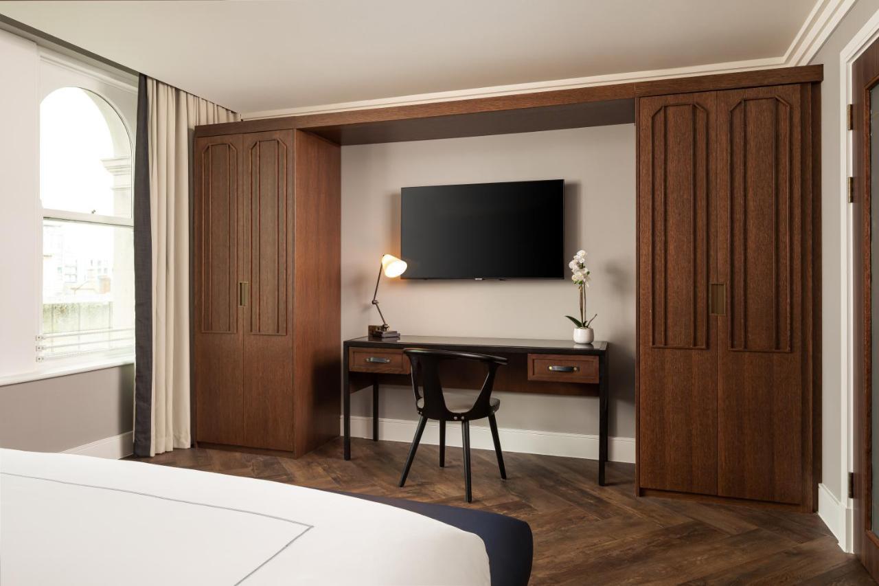 The Parkgate 4* Cardiff