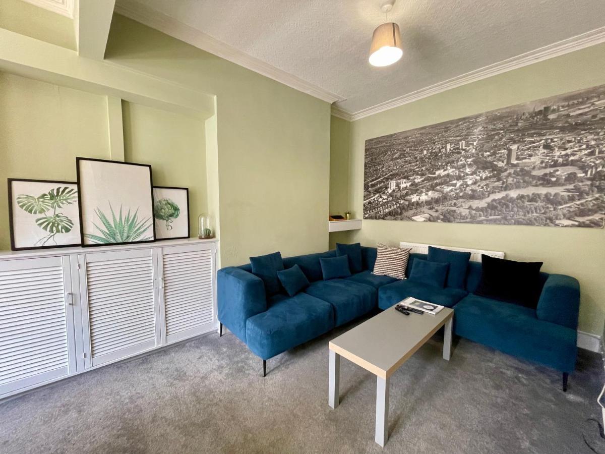 Apartment Edwardian Centre House For Big Groups, Offroad Parking & Hot Tub! *