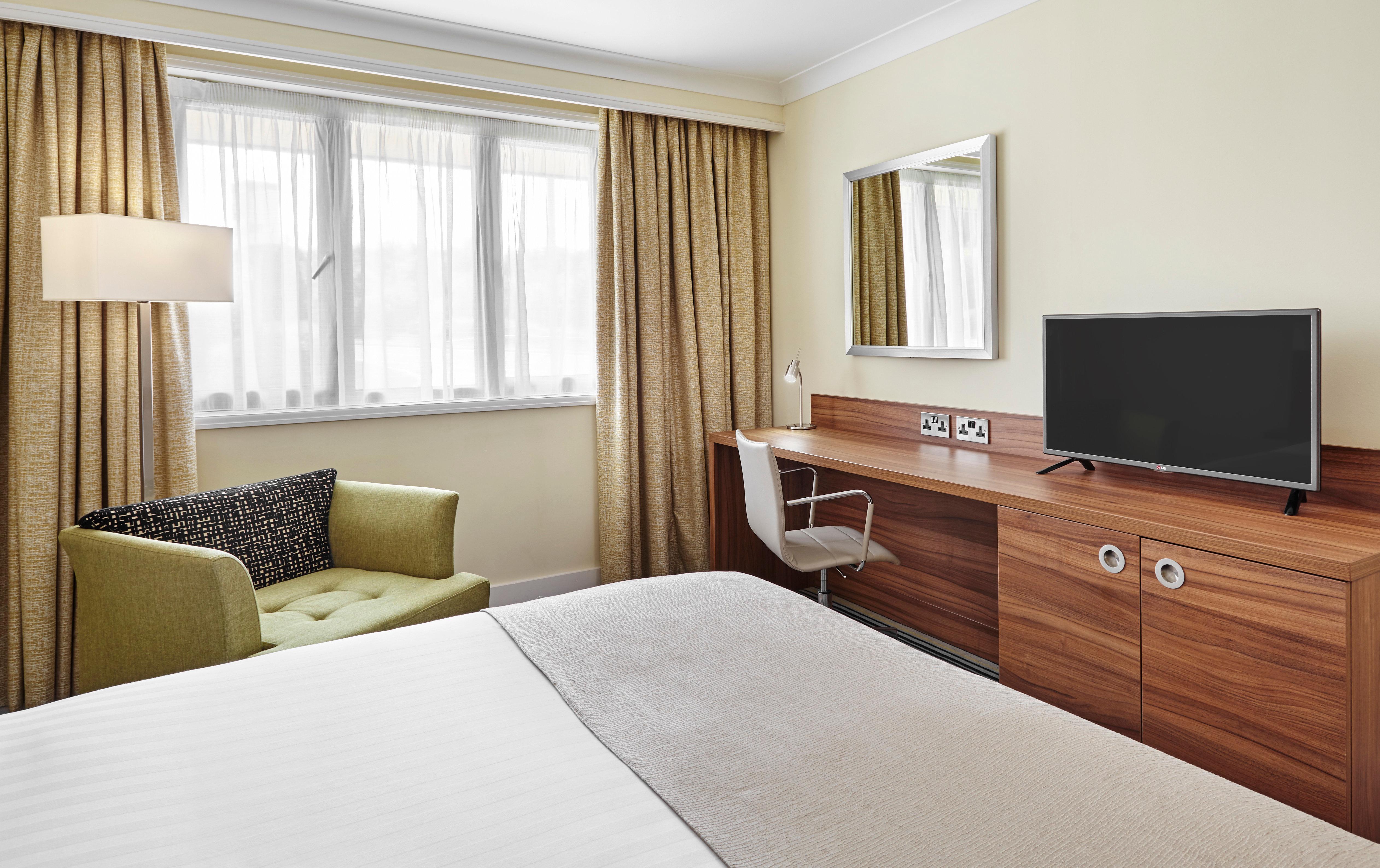 Hotel North M4 Jct 32, An Ihg 3*