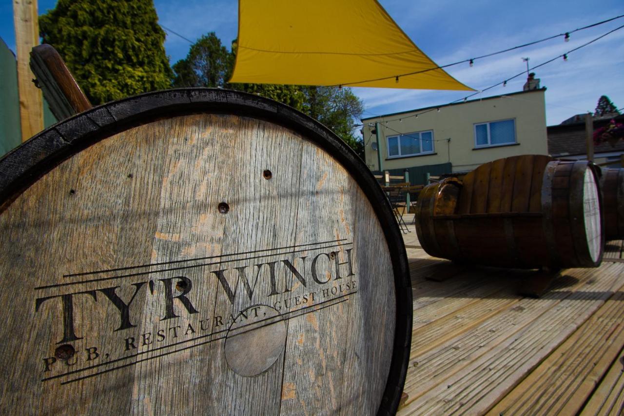 Tyr Winch Hotel *
