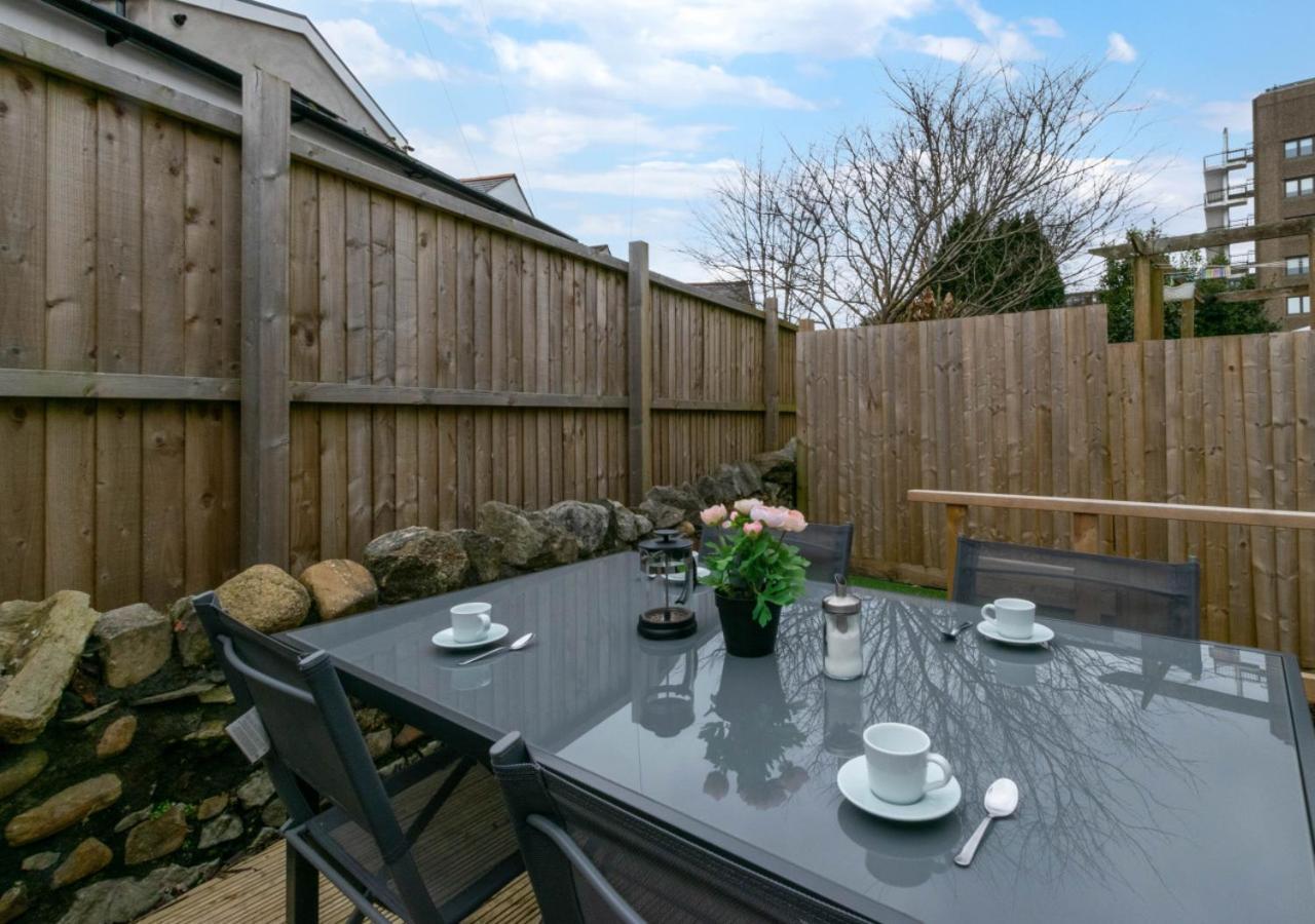 Drws Nesaf Townhouse *