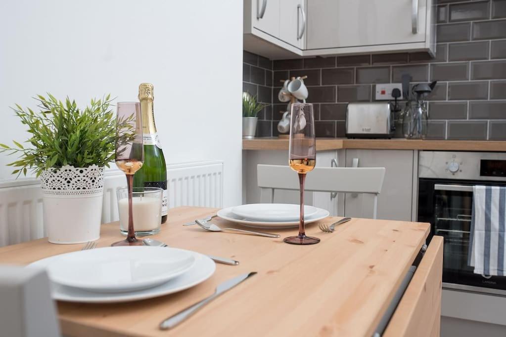Beauchamp, By Host - Centre Apartment