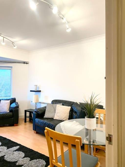 Apartment Waterside Haven In
