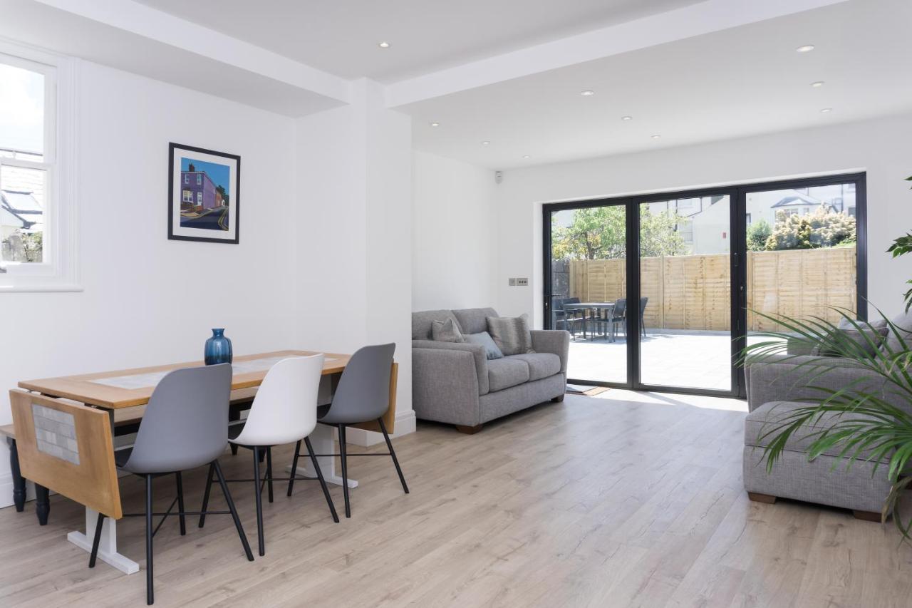 Luxury Town House In The Centre Of Villa *