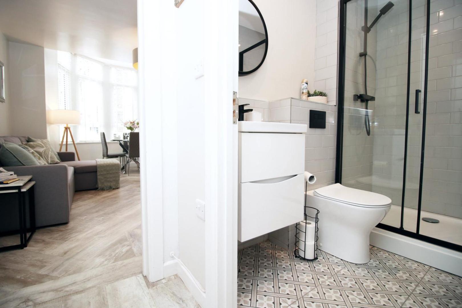 Chic 1br + Sofabed In Centre Apartment *