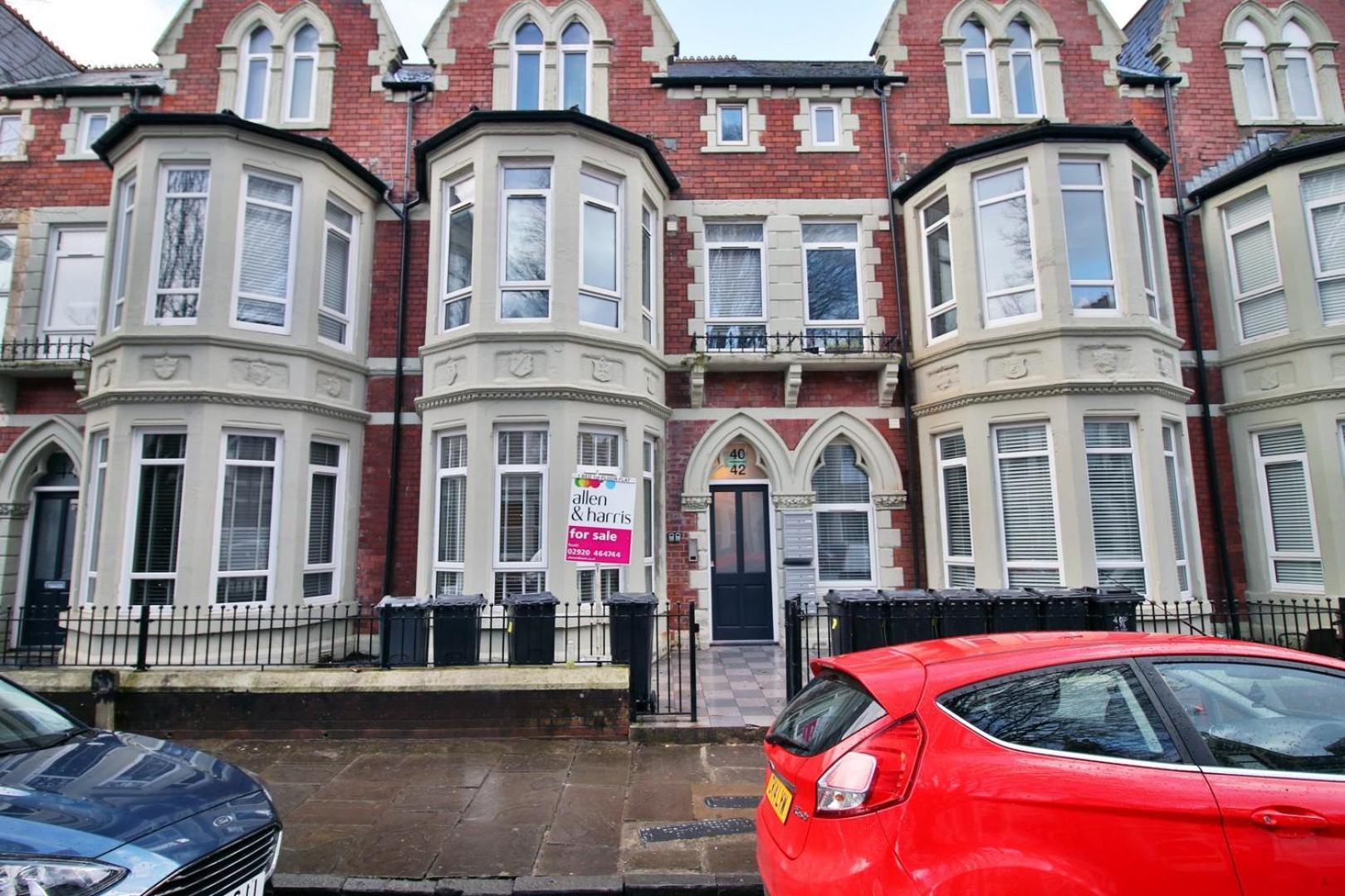 Chic 1br + Sofabed In Centre Cardiff