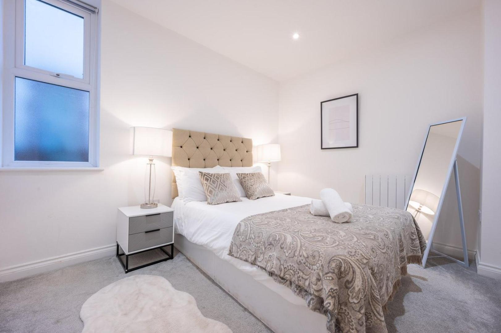 Free Parking | 2br | Wifi Apartment *