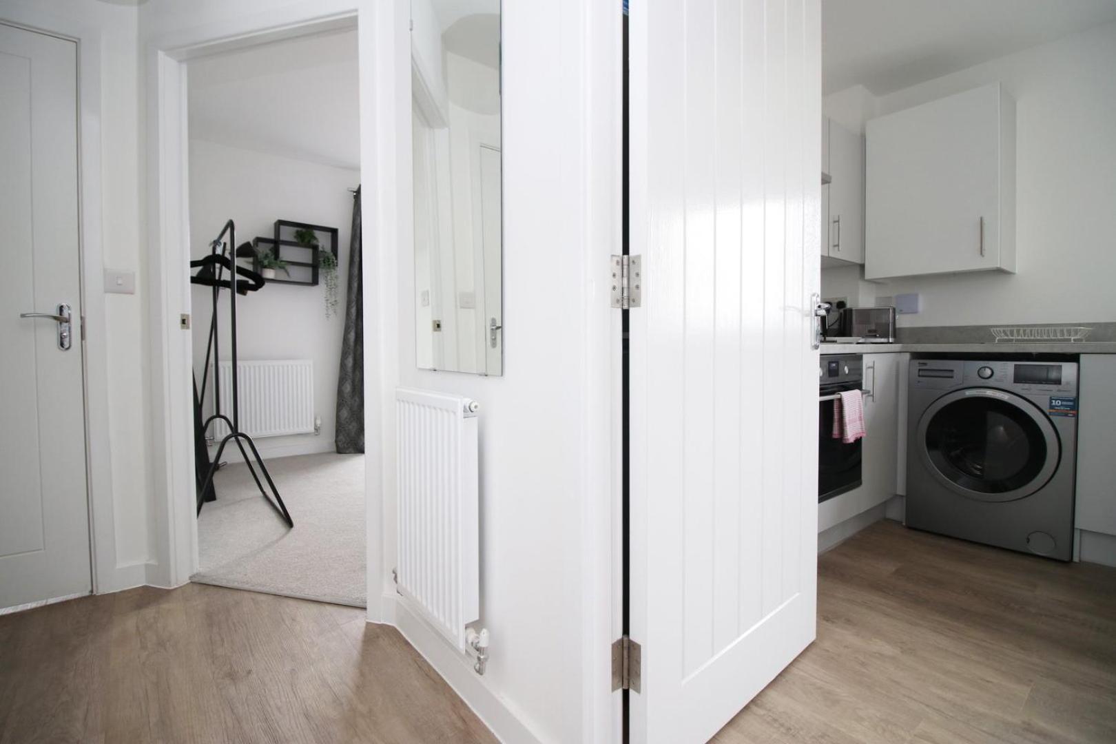 Church Road Free Parking Apartment Cardiff