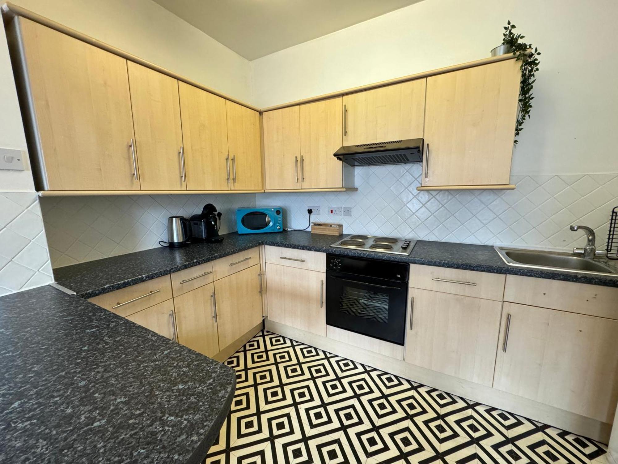 Space For Groups, 10 Mins From Queen St!