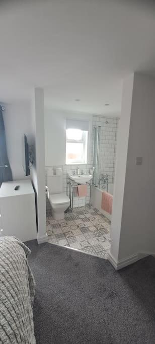 3 Bed In Heart Of