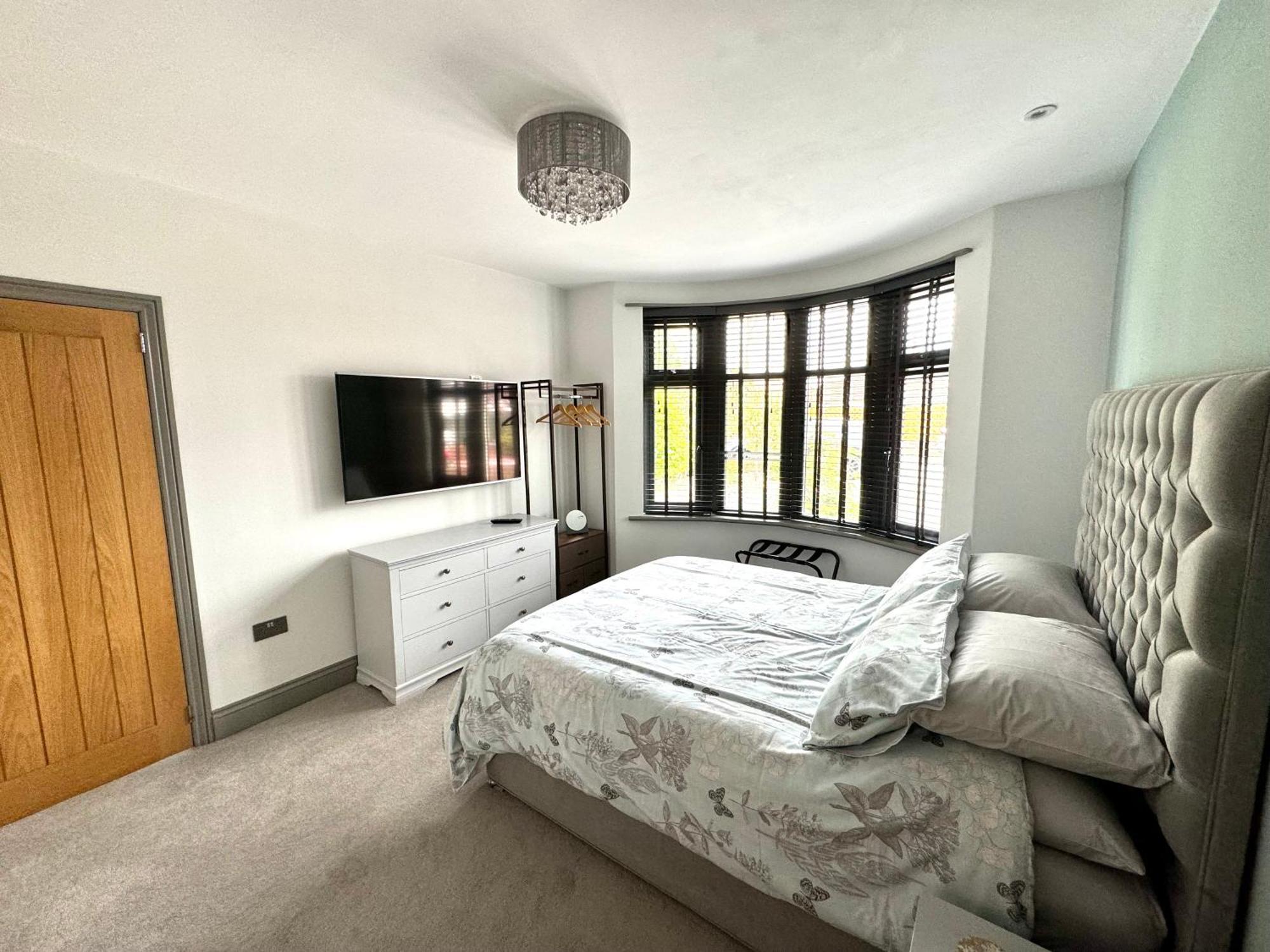 No.3 * Cardiff