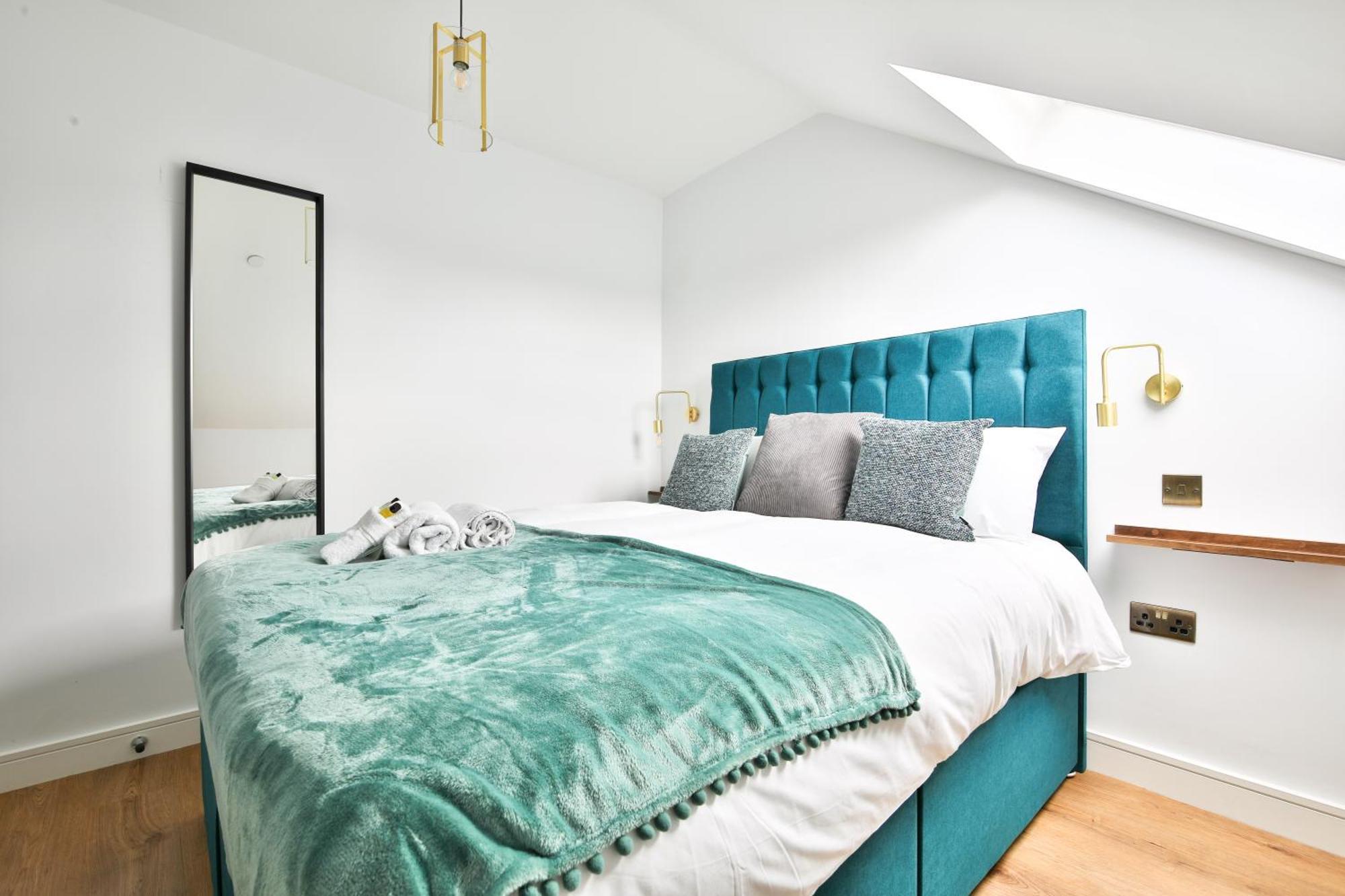Apartment North Road Luxe New Serviced Apartments- Parking Available With Full Kitchen Amenities Cardiff
